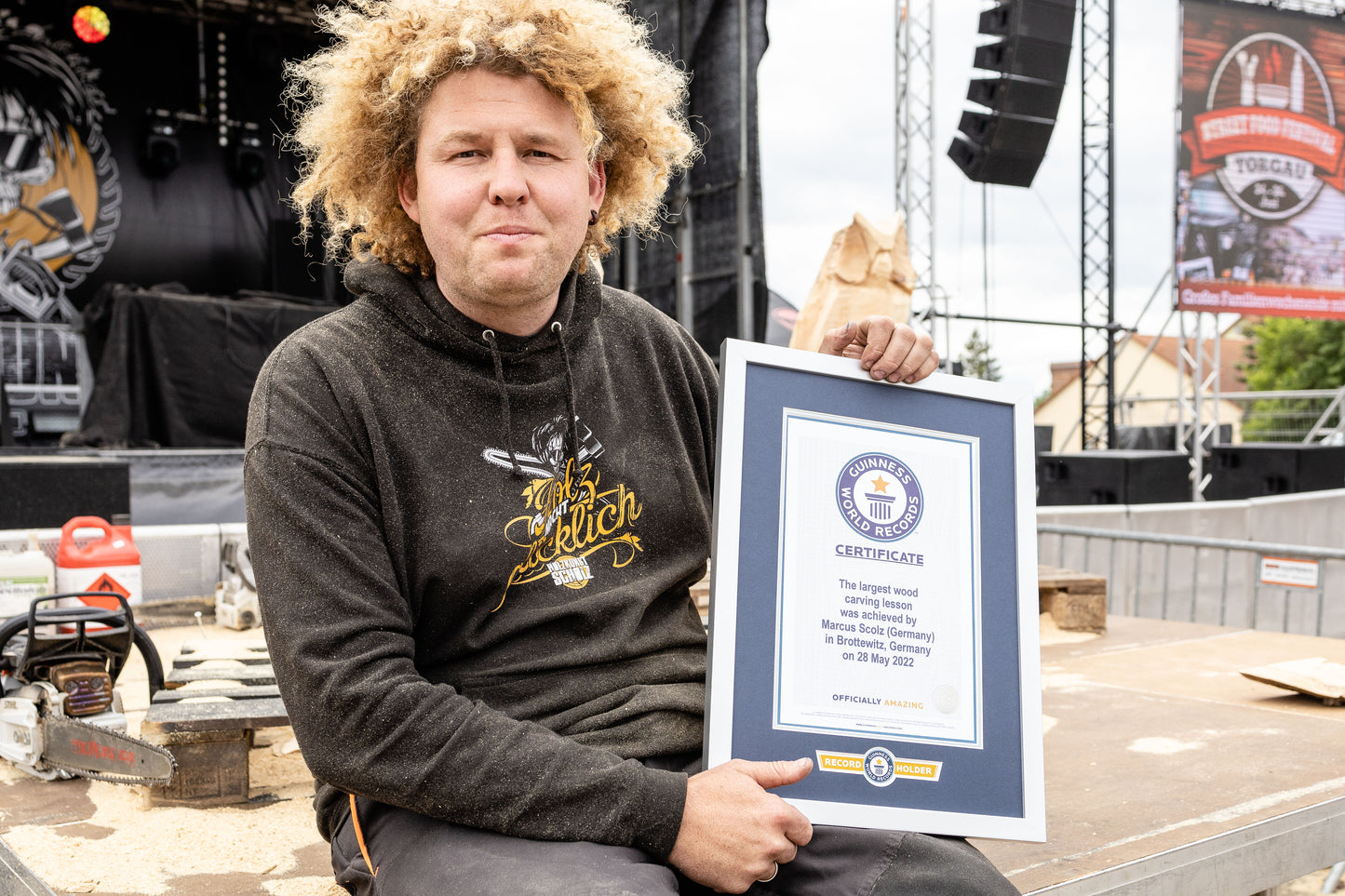 Schnitzkurs Weltrekordversuch 2027 inkl. Hoffest, Camping und T-Shirt