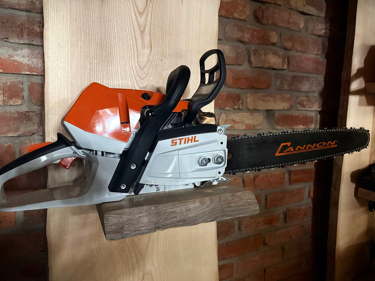 Säge STIHL MS 400c - Cannon Schiene