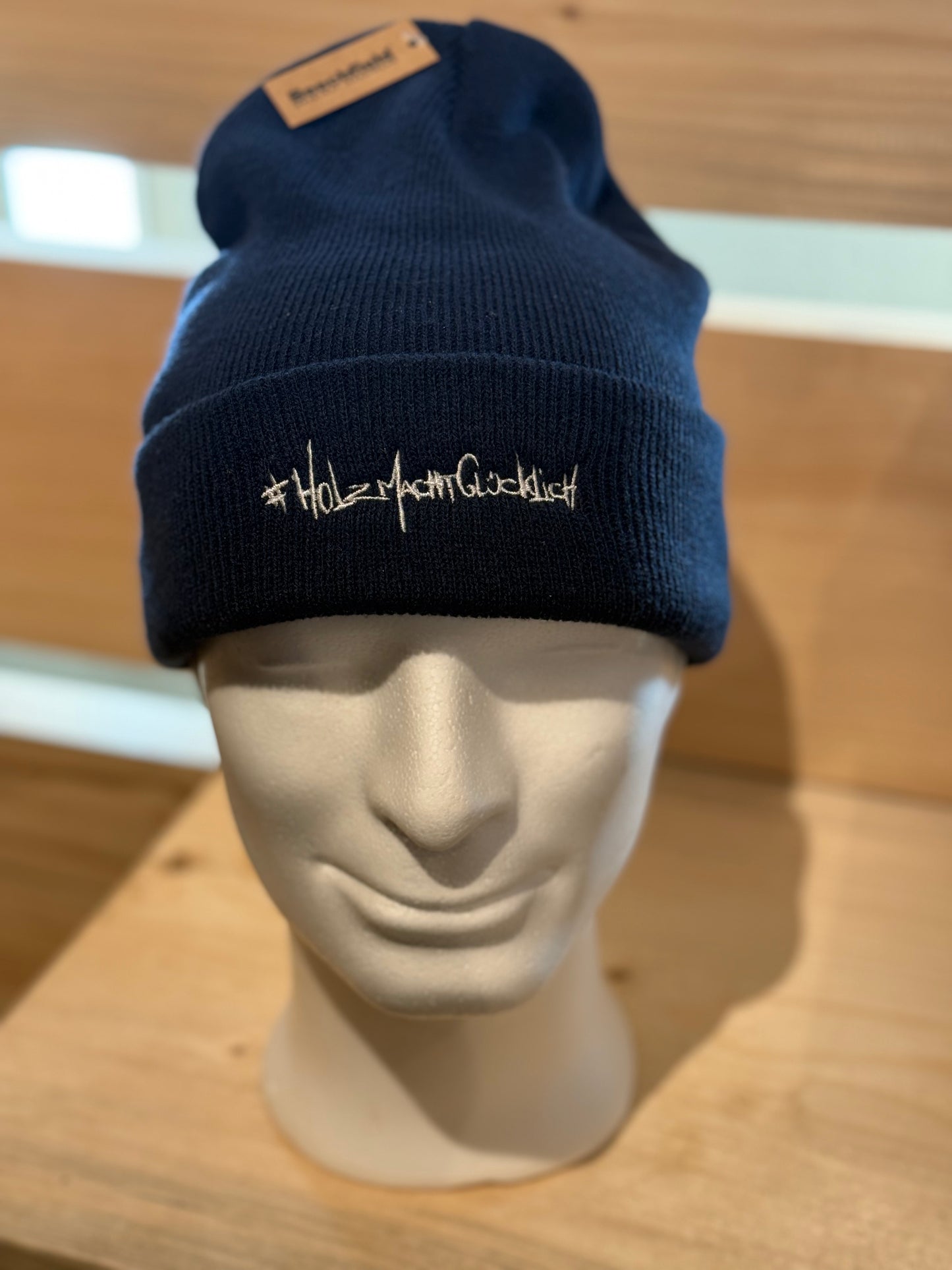 #Holz Macht Glücklich Wintermütze