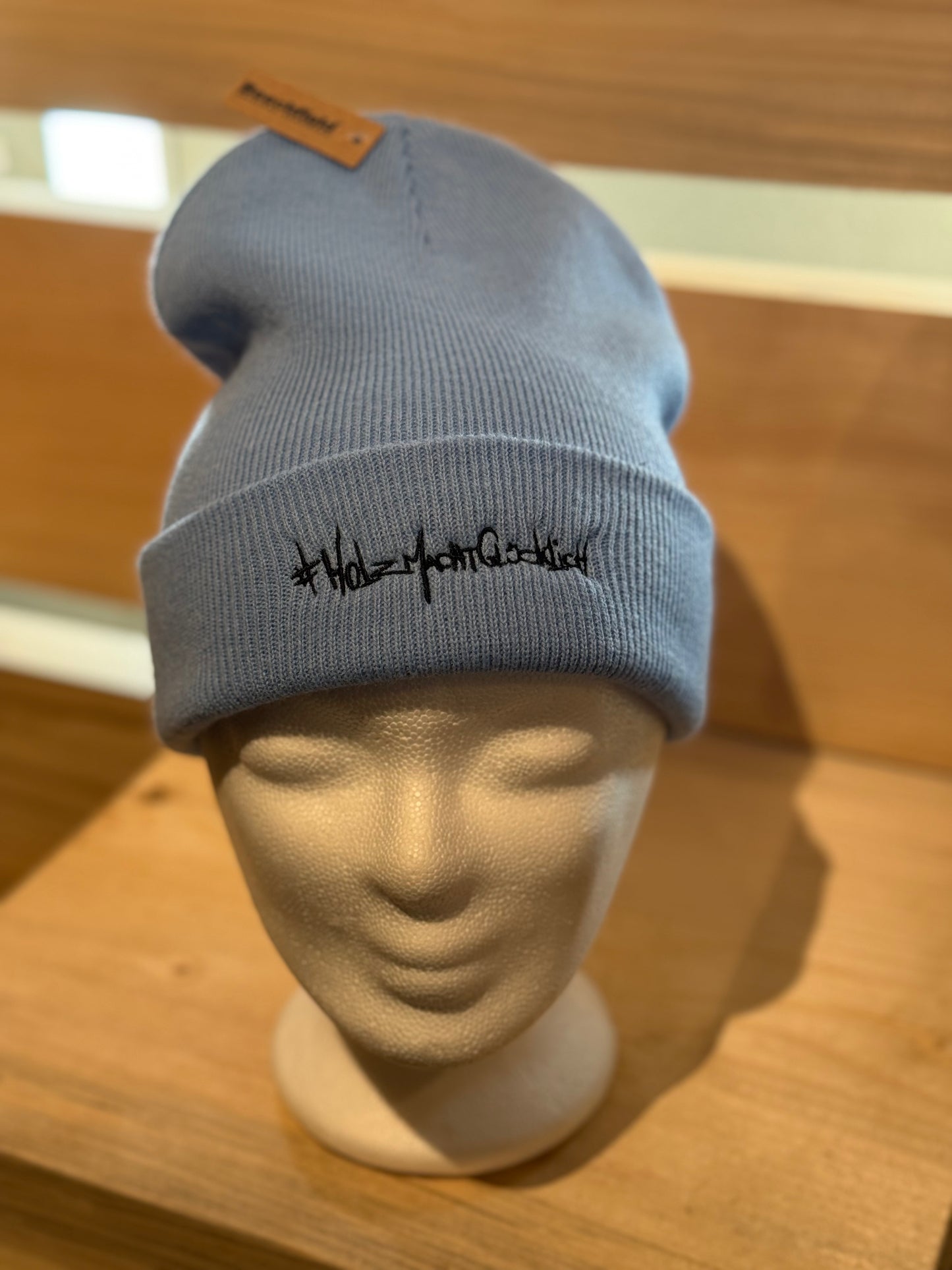 #Holz Macht Glücklich Wintermütze